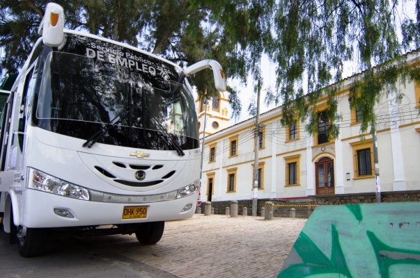 Caravana de oficinas móviles de empleo llega a Cundinamarca