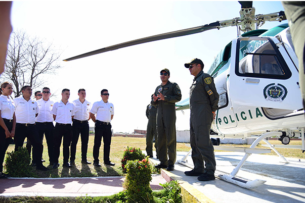 Con el SENA, Policía Nacional fortalece seguridad de aeronaves