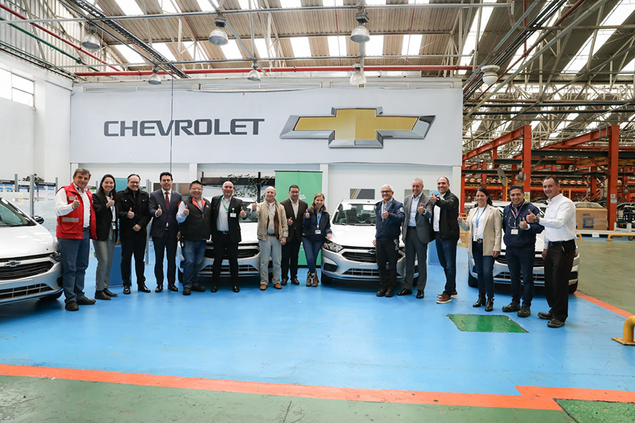 Con la donación de 11 vehículos Chevrolet Joy, por parte de General Motors, los aprendices SENA fortalecerán sus conocimientos e