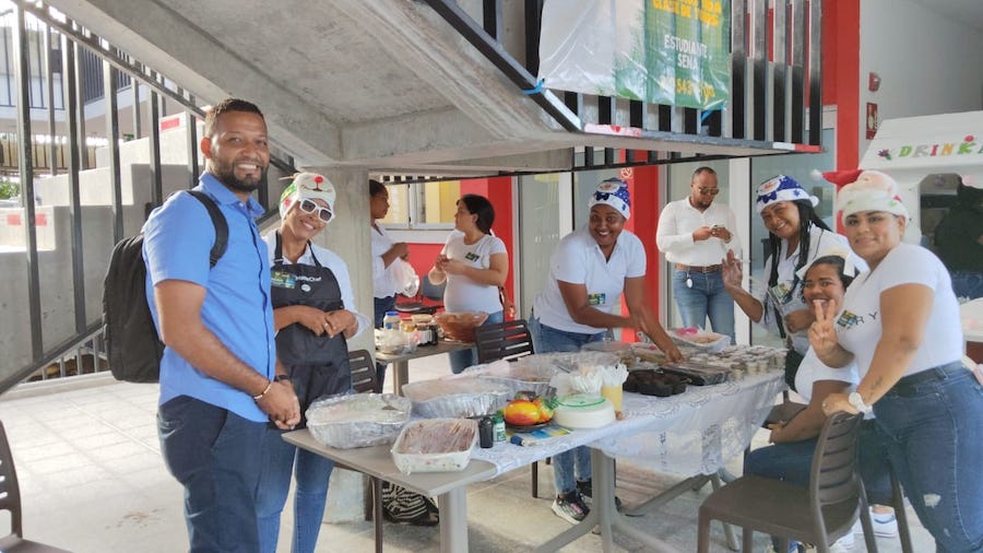 Aprendices del programa de formación complementaria en Manejo de Información Turística Regional y Técnica de Atención al Cliente