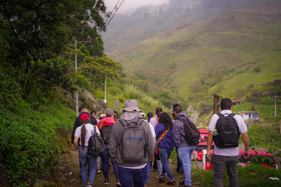 Instructores de CampeSENA tienen la tarea de llegar al territorio a identificar posibles formaciones y emprendimientos. 