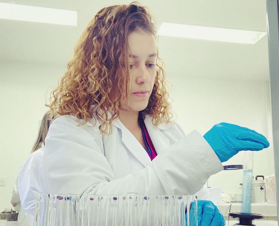 Alejandra Patiño promueve la equidad de género y la inclusión en el ámbito científico.  