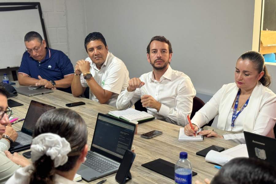 FOTO-12526-.png