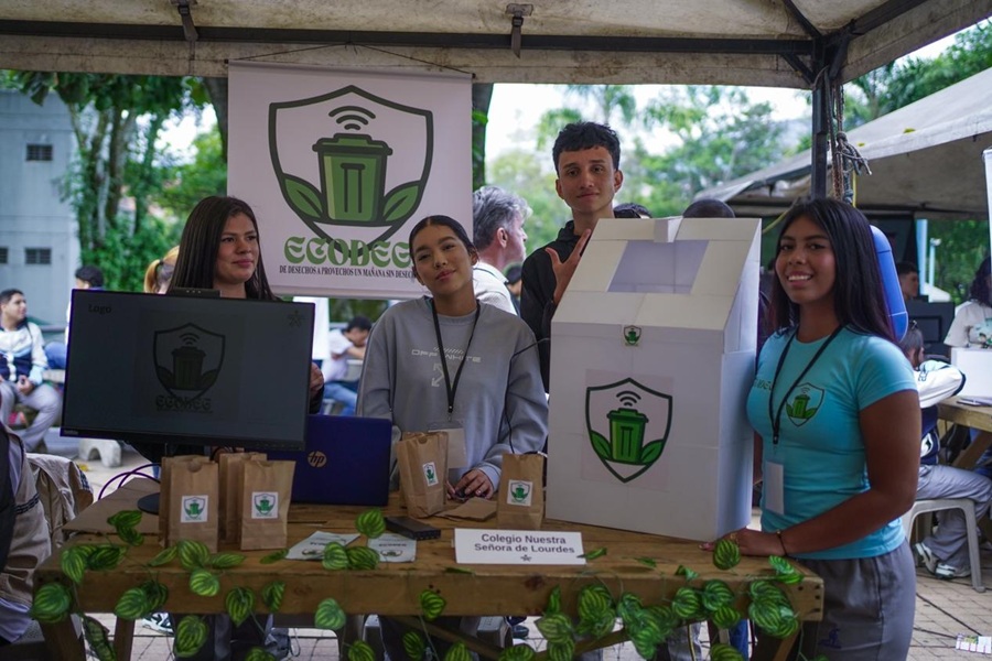 Foto 1 BP ANT Ingeniatec 2025 un viaje a través del tiempo y la innovación-251125.jpeg