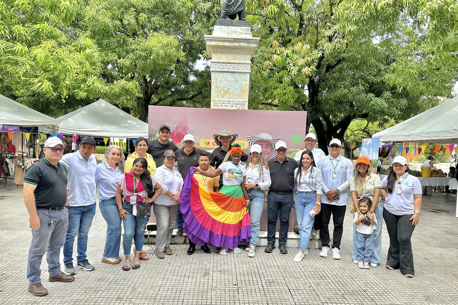 Foto 1 BP COR CampeSENA y Full Popular presentes-91225.jpg