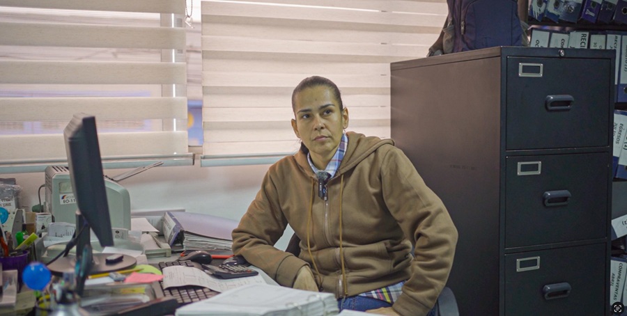 “Mi proceso de selección se dio en menos de una semana. Ahora trabajo como recepcionista, atiendo al público, agendo servicios y