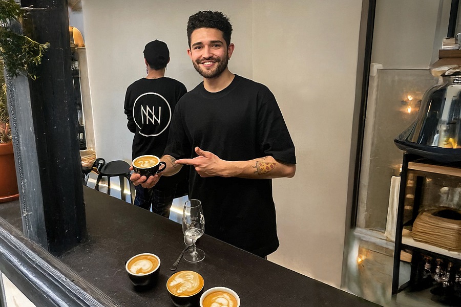 En el 2024, Juan David fue coach del participante semifinalista en el concurso nacional de Barismo en Colombia.