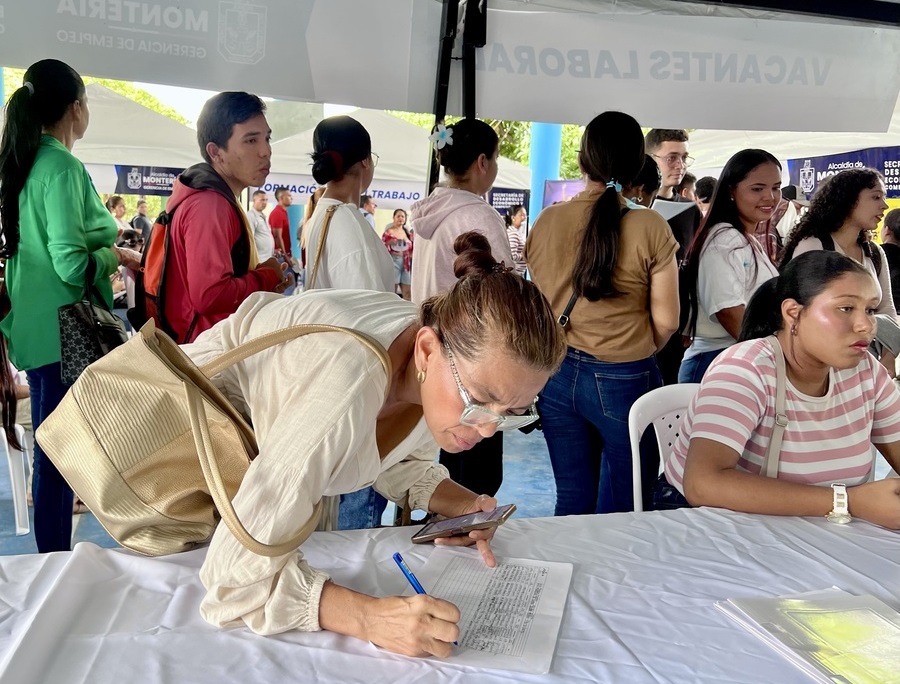 “Seguimos fortaleciendo los esfuerzos interinstitucionales en pro de brindar mejores y mayores oportunidades de empleo en los te