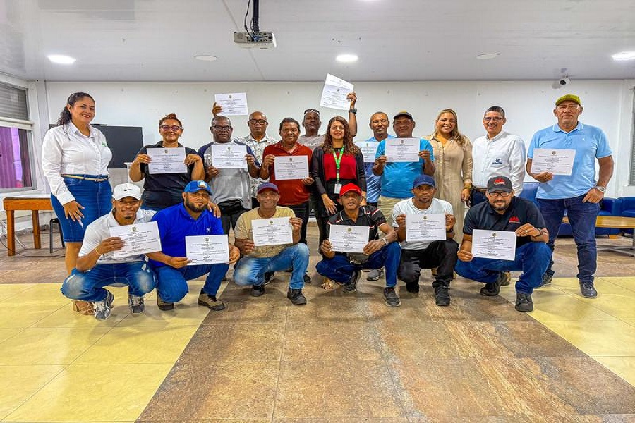 Foto BP SAND En San Andrés certifican competencias laborales de trabajadores de Ultracem en el á