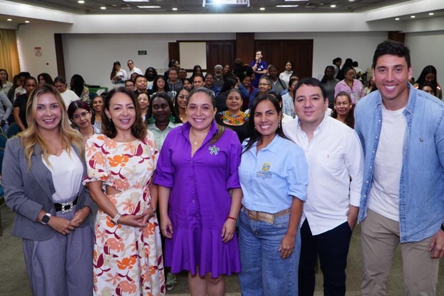 /es-co/Noticias/GaleriaHomeHTML/Foto BP VAL Un encuentro de mujeres imparables-281225.jpeg