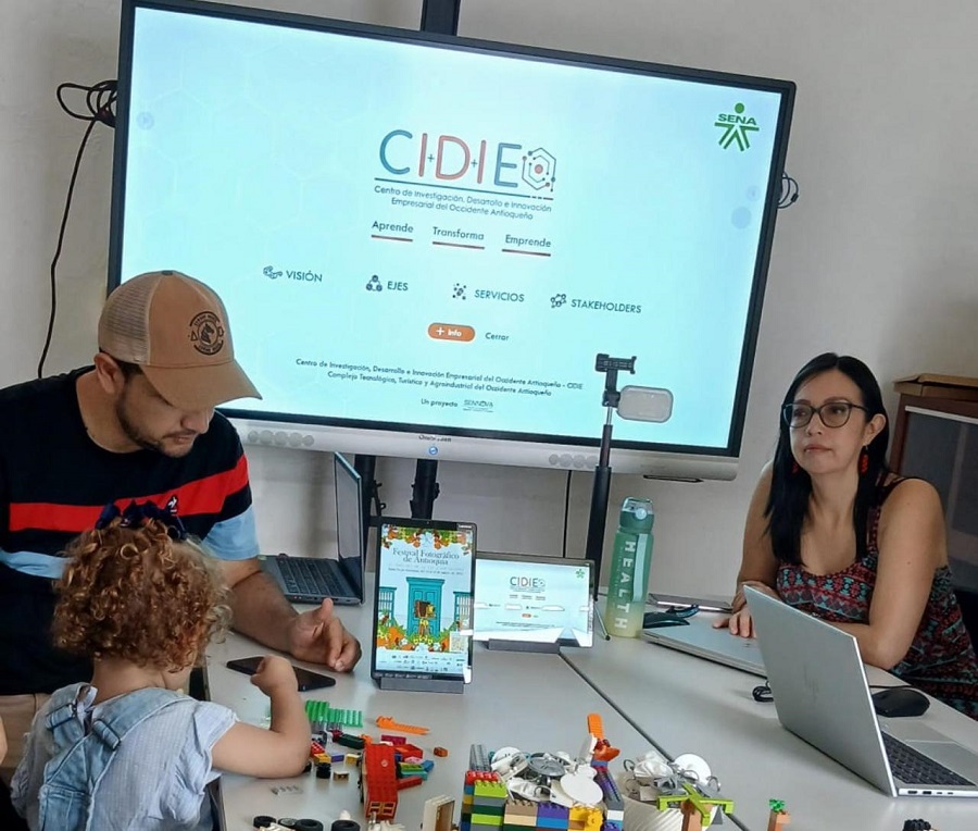 Este evento se llevó a cabo en las instalaciones del SENA, Sede Alterna, Santa Fe de Antioquia, con gran éxito, consolidándose c