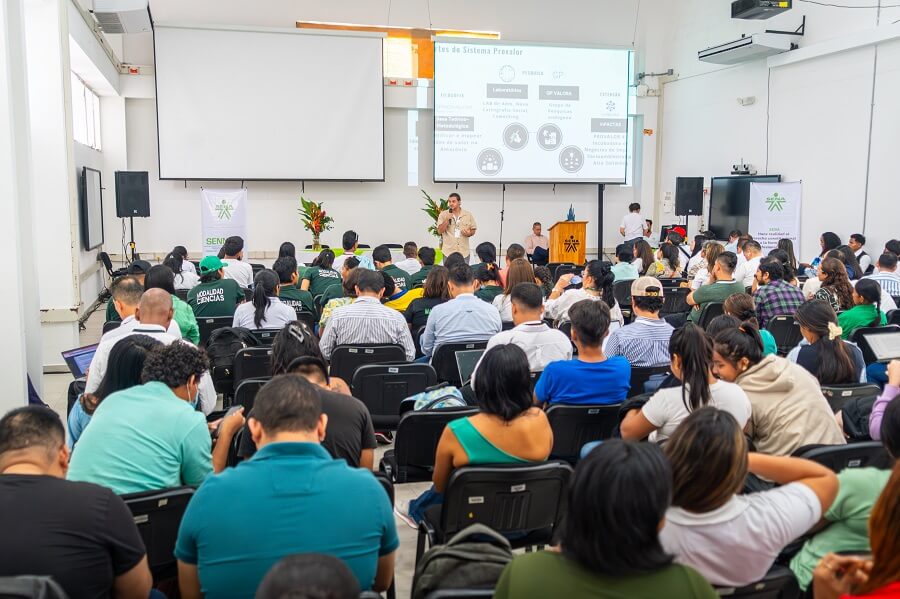 Durante dos días, asistentes y participantes nacionales e internacionales del congreso, disfrutaron de la diversidad del Amazona