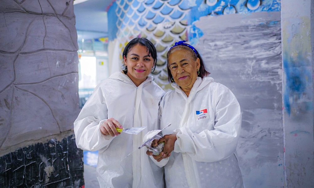 María Victoria Palacio y Leidy Tatiana Loaiza aprendices del Centro para el Desarrollo del Hábitat y la Construcción 