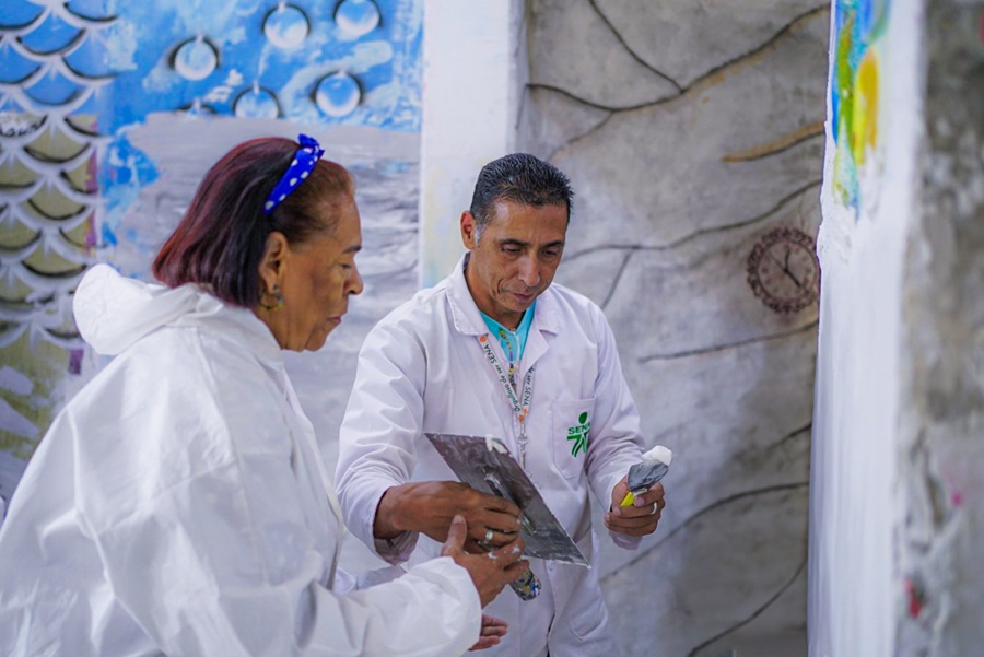 María Victoria Palacio con 65 años quiere implementar los conocimientos en su hogar.