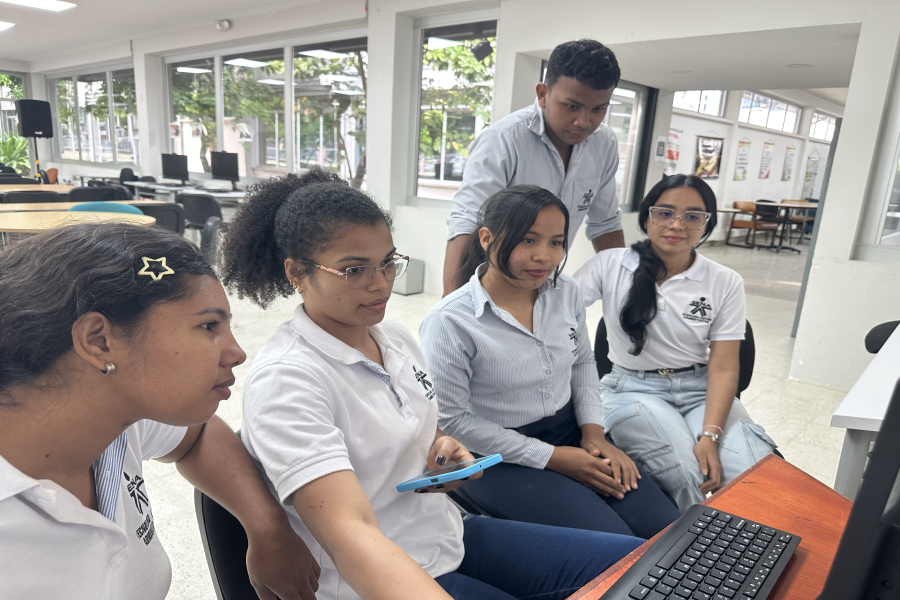 Impulsa tu futuro sin salir de casa-272261.png