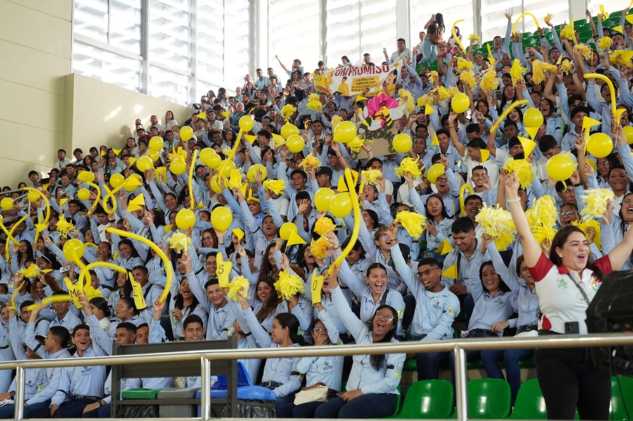 Cerca de 2.500 aprendices del Centro de Comercio y Servicios participaron de Powerfull Skill