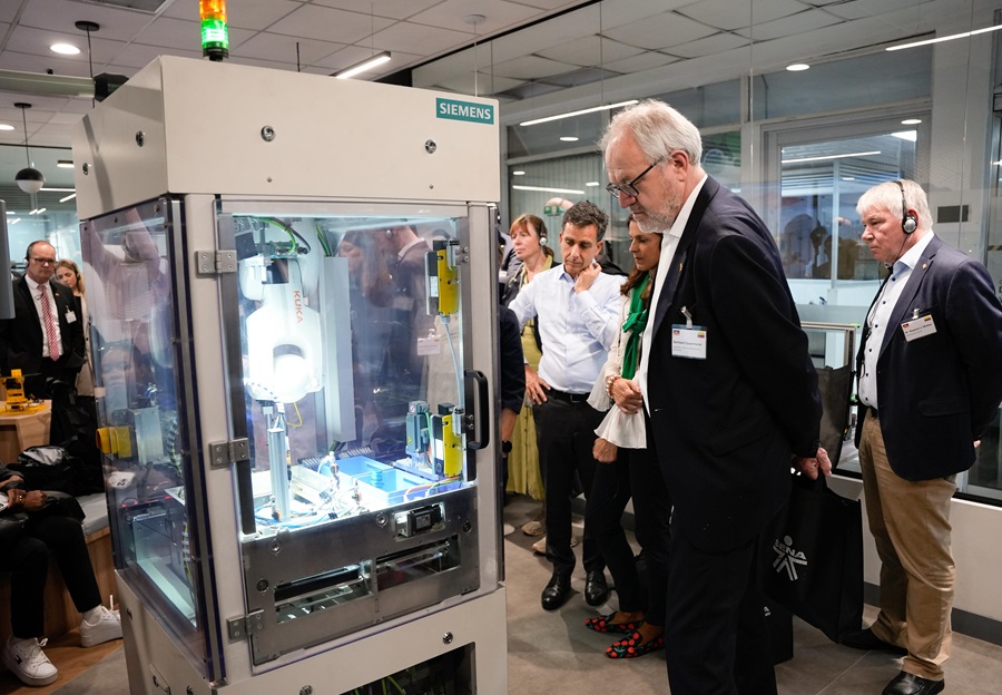 Delegación del estado federado de Baja Sajonia visitó el Centro de Metrología del SENA