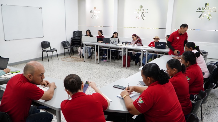 “En mi comunidad se quiere construir una historia de la gente:  lo que ha vivido o hecho y cómo ha sido el apoyo de las instituc