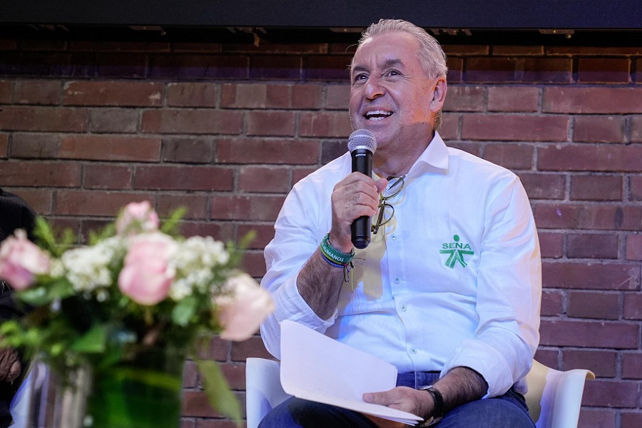 La jornada contó con la participación del director general del SENA, Jorge Eduardo Londoño Ulloa; el procurador general de la Na