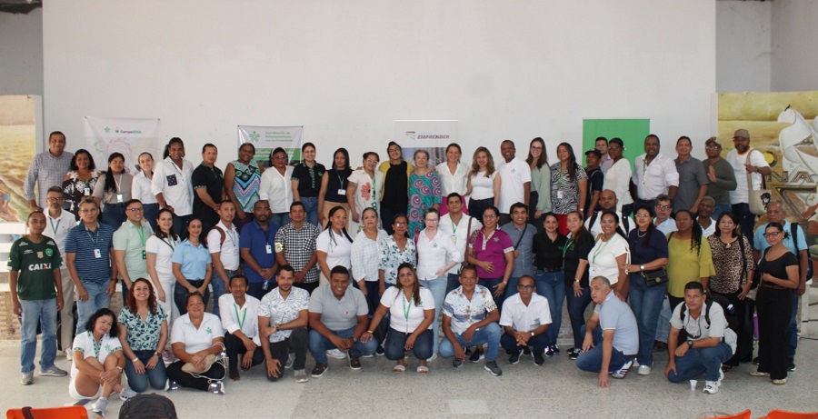 "Estas conversaciones alrededor del feminismo campesino y popular reconocen el trabajo de la mujer campesina, y nos invitan a ap