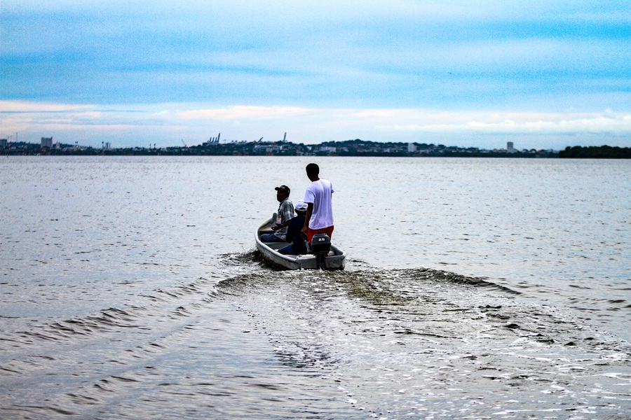foto pescadores artesanales del Caribe.jpeg