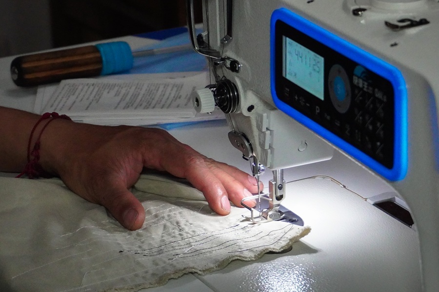 foto- Full Entrega maquinas de confección sede popular-1 - 31326.jpg