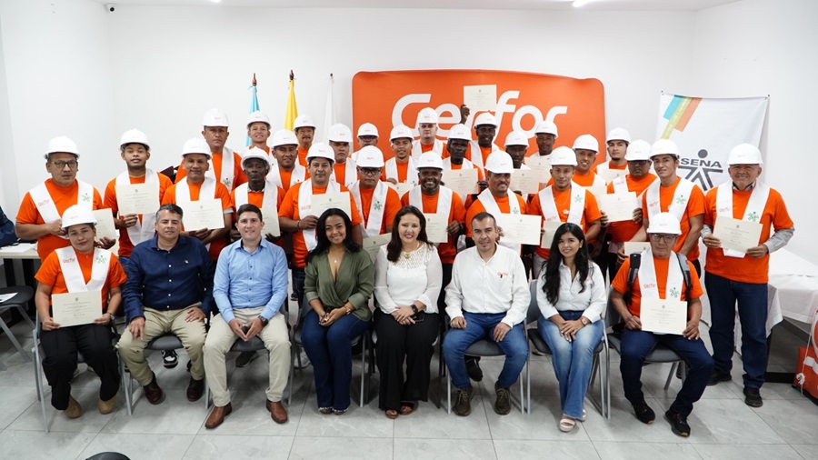 “Al certificar sus conocimientos y la experticia desarrollados empíricamente durante mucho tiempo, se benefician tanto ustedes c