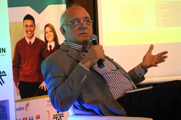 Gurú del pollo apanado aconsejó a técnicos y tecnólogos 