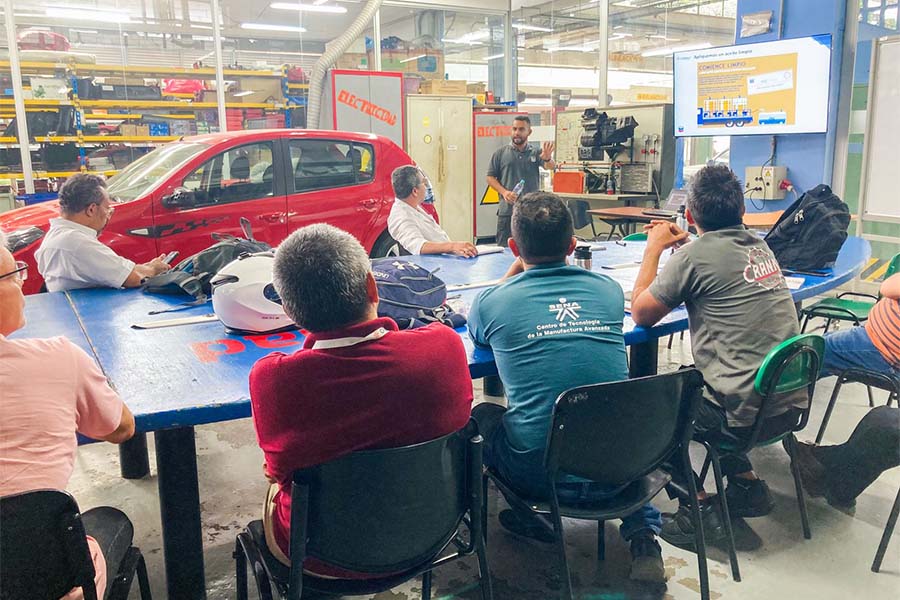 La alianza favorece la adopción y aplicación de soluciones sostenibles, impulsando el crecimiento de la industria automotriz y c