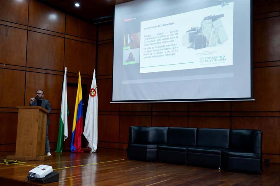 El SENA está a la vanguardia de la gestión documental.