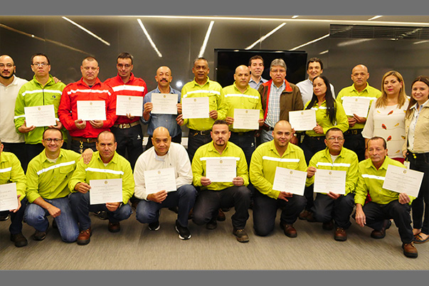 SENA y Argos certifican a conductores de camiones trasportadores de concreto 