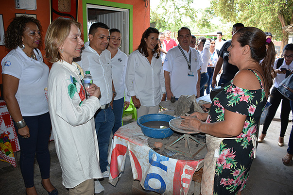 Artesanías de barro en busca de la denominación de origen 