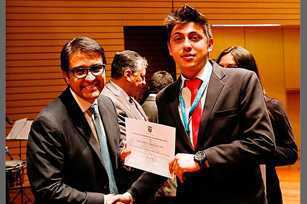 Trabajadores del distrito reconocen sus competencias laborales