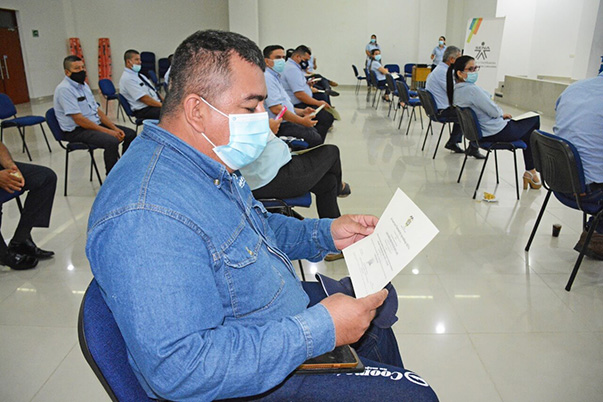 Los 41 trabajadores de la empresa Coomotor certificaron sus competencias laborales en tres normas vigentes.