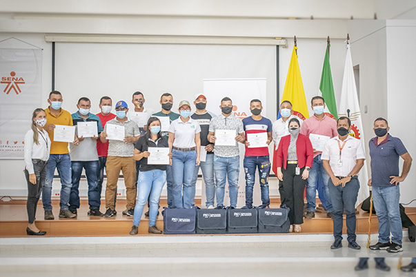 Con la evaluación y certificación de competencias laborales se promueve el cierre de brechas laboral