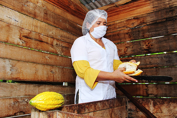 Cacaotera colombiana viaja a encuentro internacional