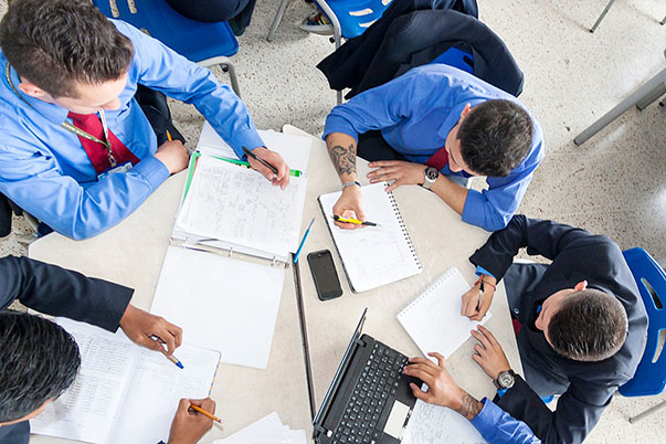 Hay más de 60.000 cupos para estudiar en el SENA