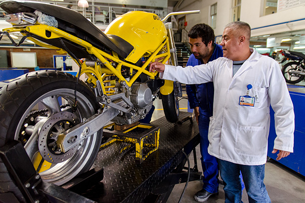 Inscríbete ya en la Agencia Pública de Empleo y postúlate entre el 7 y el 11 de diciembre para ser instructor del SENA 