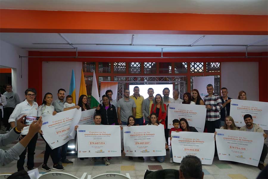 Imagen de los nuevos emprendedores que comienzan a ser marca sena en antioquia