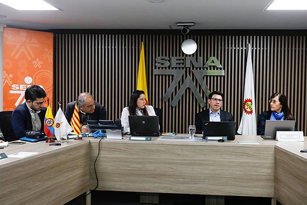 Experta Ibérica en Formación Dual presenta avances al SENA