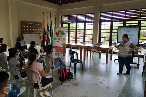 los aprendices realizarán las diversas jornadas de acompañamiento, sensibilización y recolección de residuos sólidos 