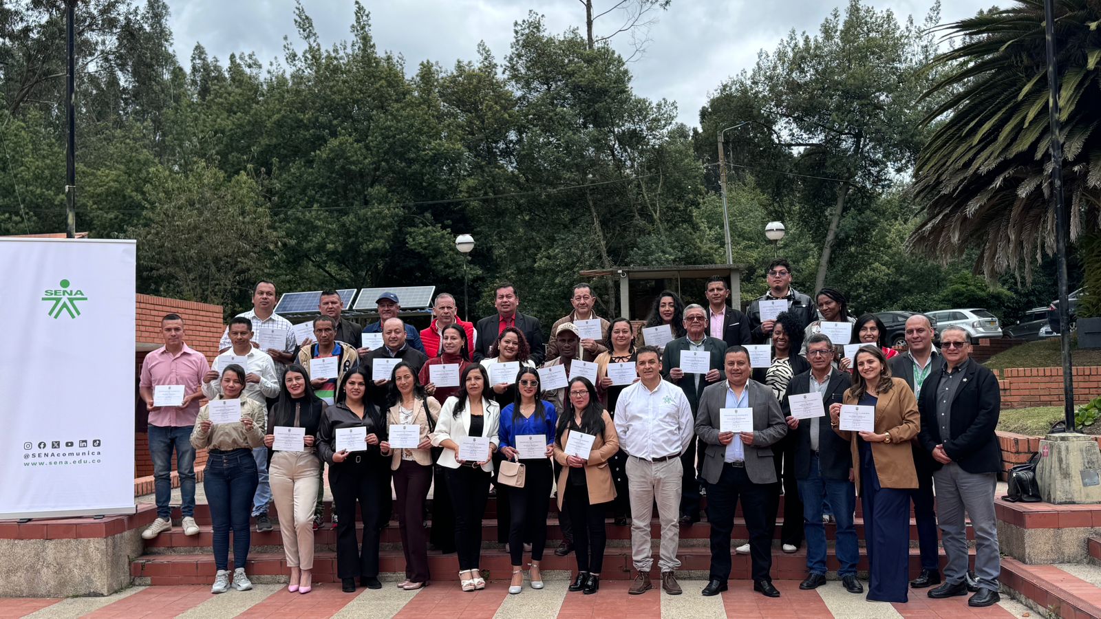 Locutores certificados en competencias, representando con orgullo a municipios como El Tablón, Francisco Pizarro, Funes, Guaitar