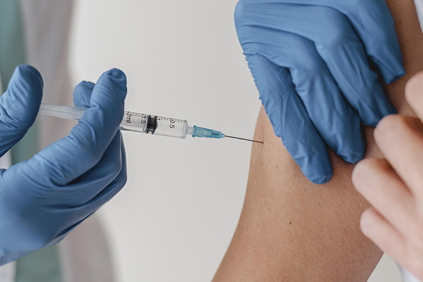 En el Huila, 36 trabajadores de la salud recibirán su certificación para realizar la vacunación frente al Covid-19