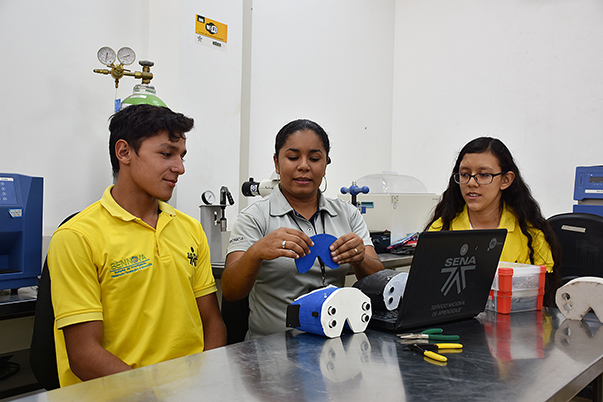 Desarrollan gafas ultrasónicas para personas con discapacidad visual 