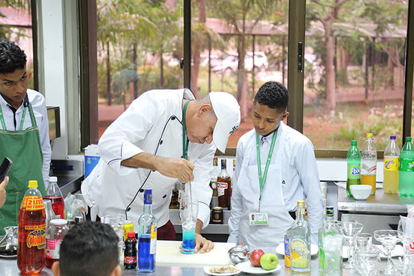 Agéndese con las conferencias virtuales sobre el sector hotelero