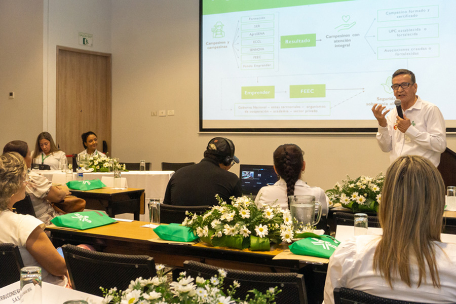 El Equipo de la Agencia Pública de Empleo del SENA Regional Magdalena lideró el Encuentro Empresarial 2023. 