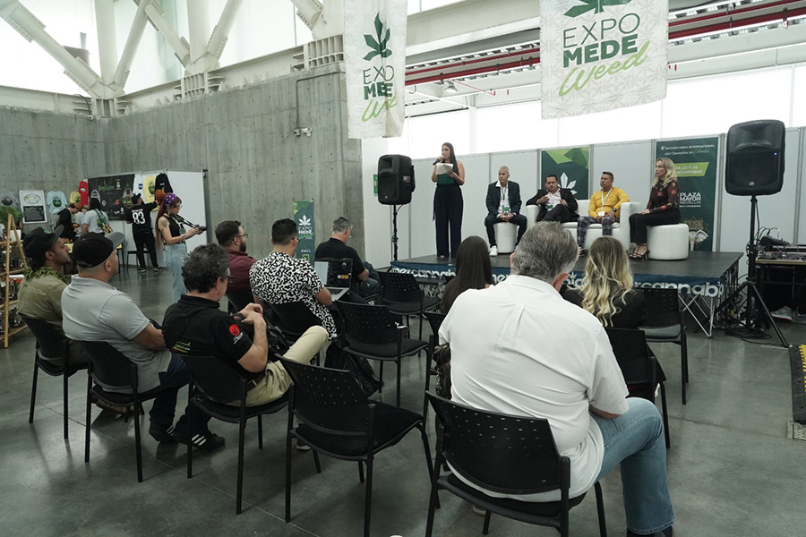 Instalación Expomedeweed 2023.