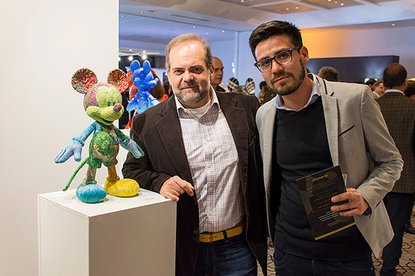 Instructor del SENA fue elegido para homenajear a Mickey Mouse