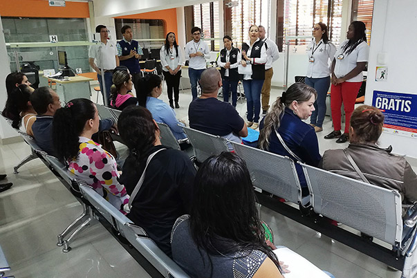 Migración Colombia fija requisitos para atender a población migrante