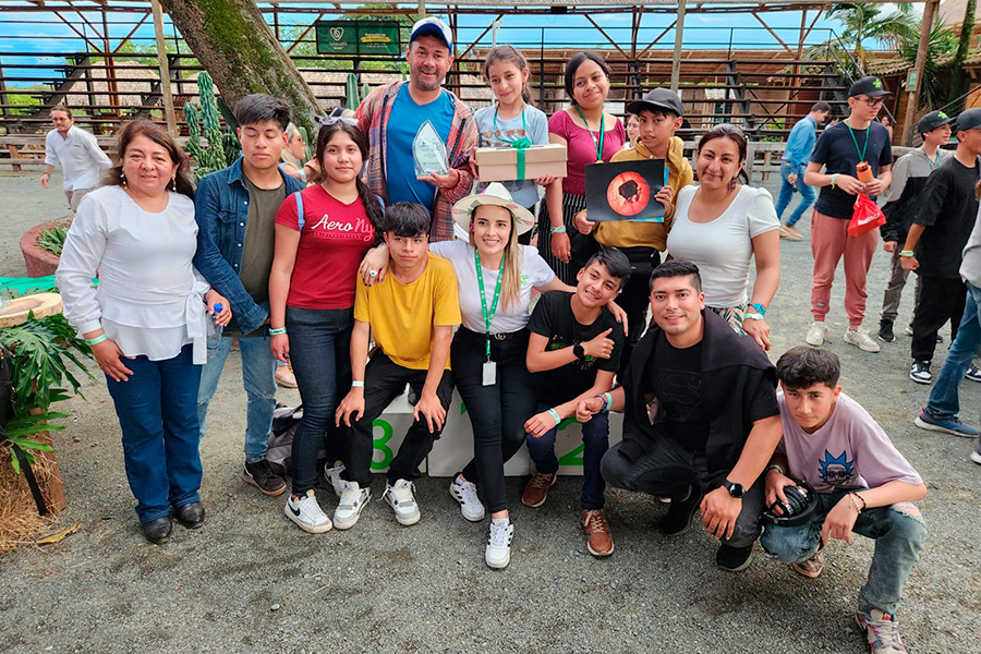 Estos logros reflejan la dedicación y habilidad de los estudiantes e, igualmente, la calidad de la formación de la Tecnoacademia